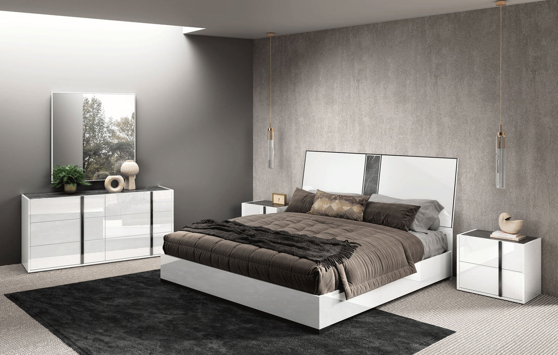 Bianca - Bed Status Italy