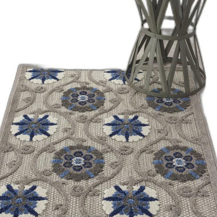 3' X 4' Floral Outdoor / Indoor Area Rug - Blue / Gray