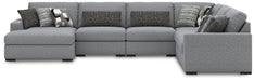 Bealton - Sectional Benchcraft®