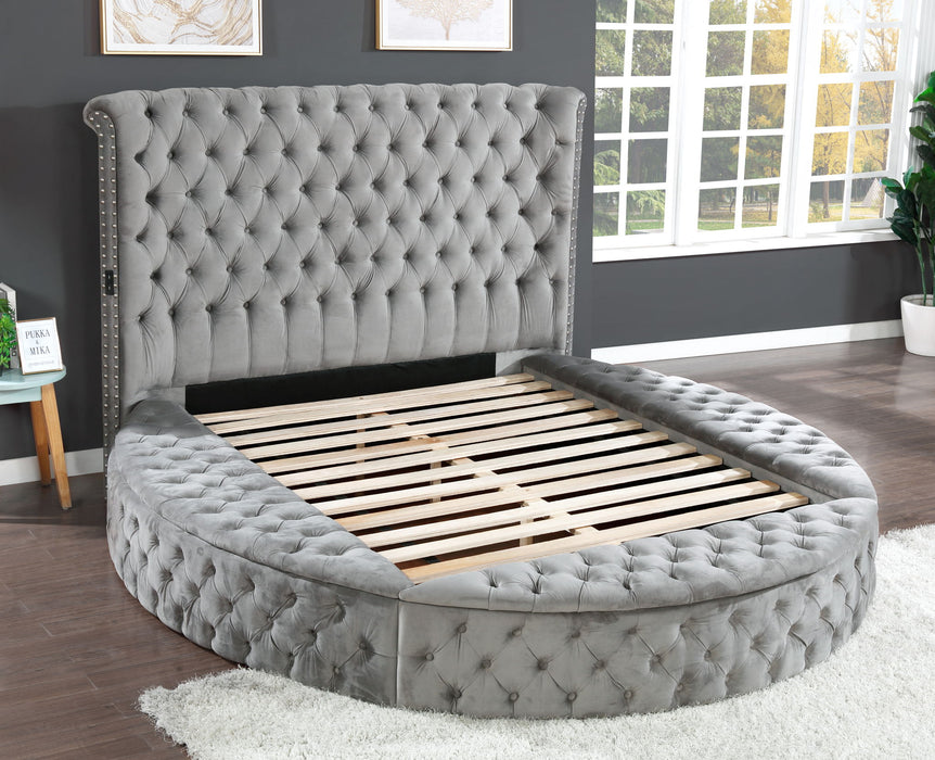 King 5 Piece Bedroom Set Made - Gray Matrix Furniture Group