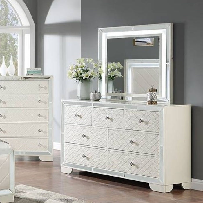 1 Piece Dresser With Diamond-Shaped Knob Handles, Bedroom Furniture - Cream Home Essentials