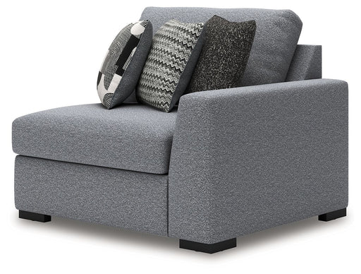 Bealton - RAF Corner Chair - Salt And Pepper Benchcraft®