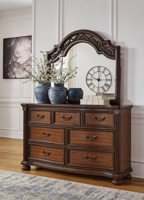 Lavinton - Bedroom Set Signature Design by Ashley®