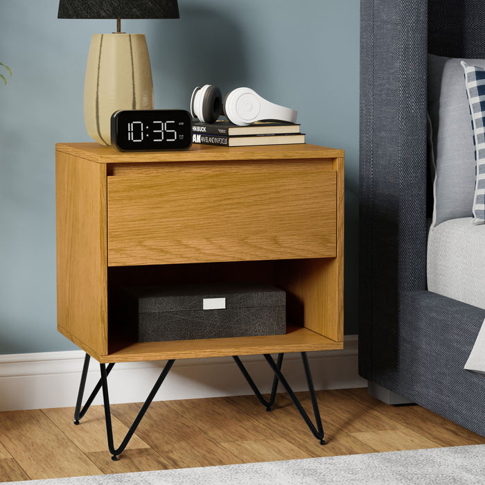 Hunter - Nightstand Simpli-Home