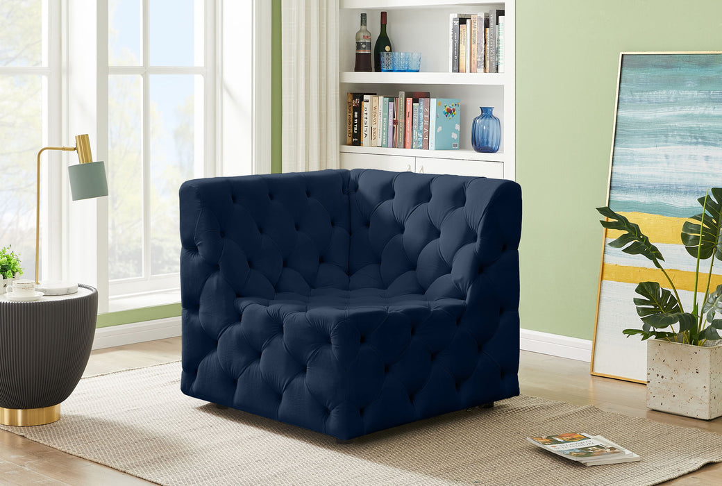 Tuft - Corner Chair Meridian Furniture