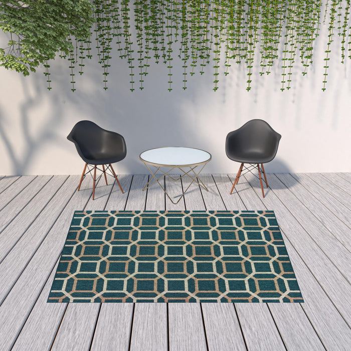 7' X 9' Geometric Stain Resistant Outdoor & Indoor Area Rug - Blue / Gray