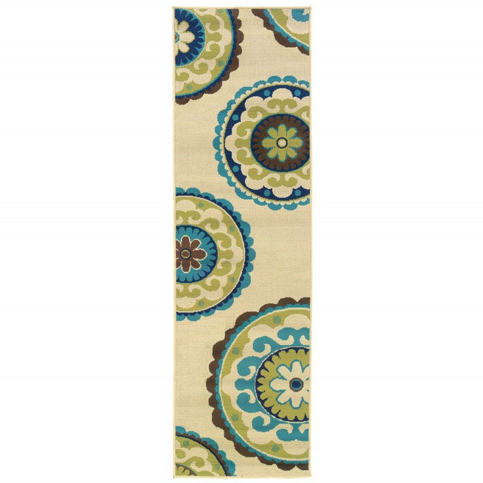 2' X 8' Floral Indoor & Outdoor Area Rug - Green / Ivory