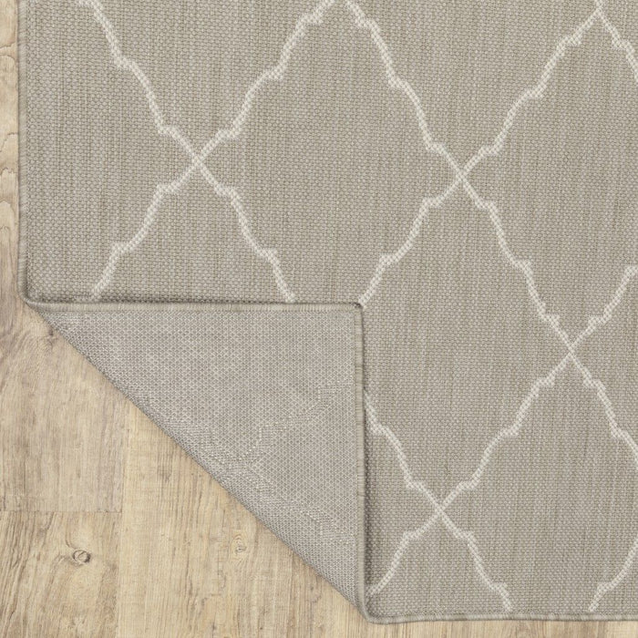 Indoor & Outdoor Area Rug - Gray / Ivory