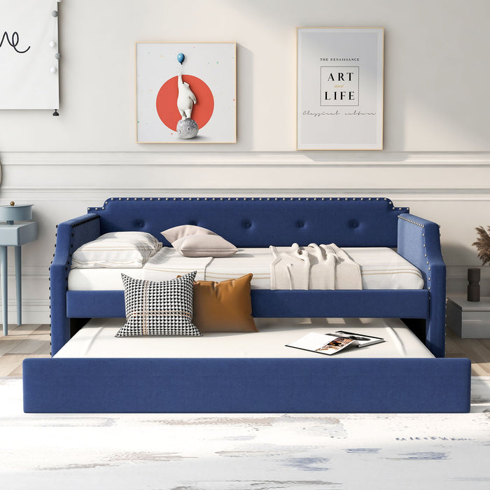 Upholstered Daybed With Trundle