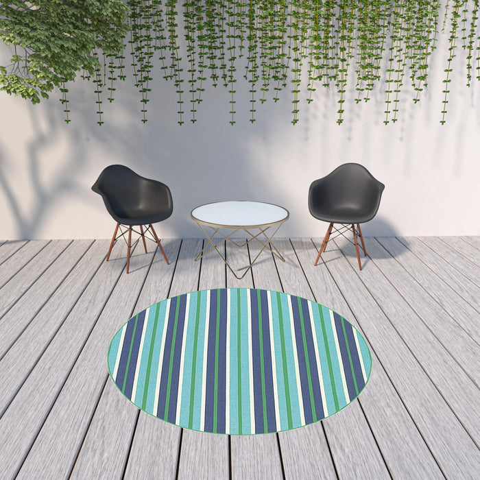 8' X 8' Round Geometric Stain Resistant Outdoor & Indoor Area Rug - Blue / Green