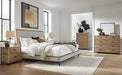Tomtyn - Upholstered Bed Set Benchcraft®