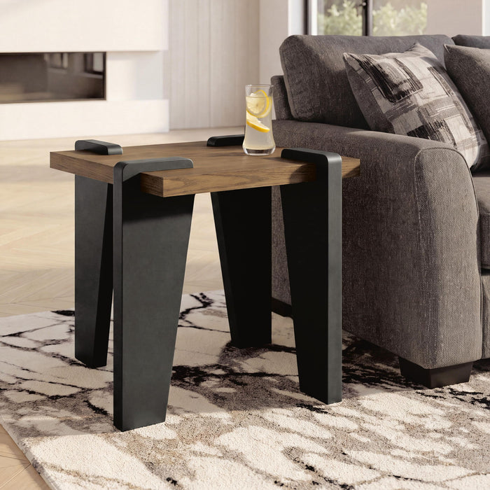 Weathermore - Rectangular Table Signature Design by Ashley®
