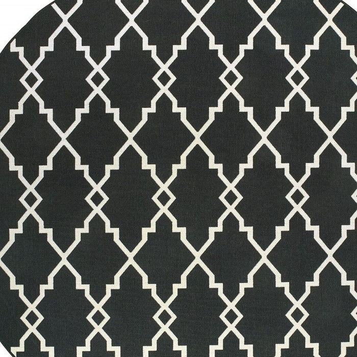 8' X 8' Indoor Outdoor Area Rug - Black / Ivory