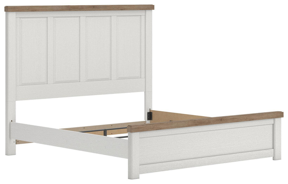 Savonport - Panel Bed Benchcraft®
