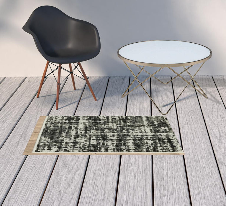 2' X 4' Abstract Stain Resistant Indoor / Outdoor Area Rug - Beige / Black