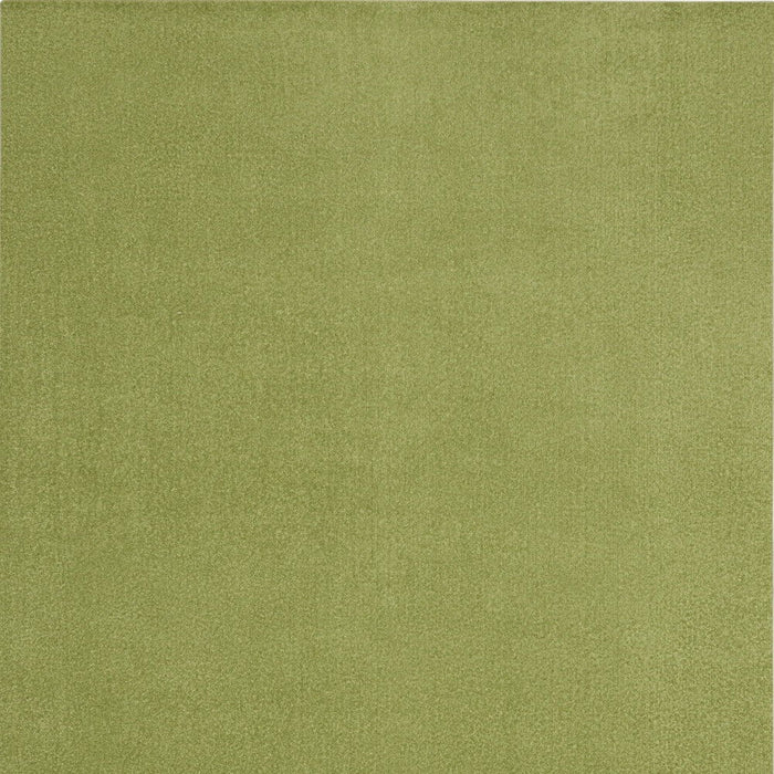 5' X 7' Non Skid Indoor / Outdoor Area Rug - Green