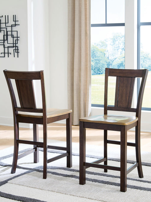 Rylandeen - Barstool (Set of 2) - Light Brown / Dark Brown Signature Design by Ashley®