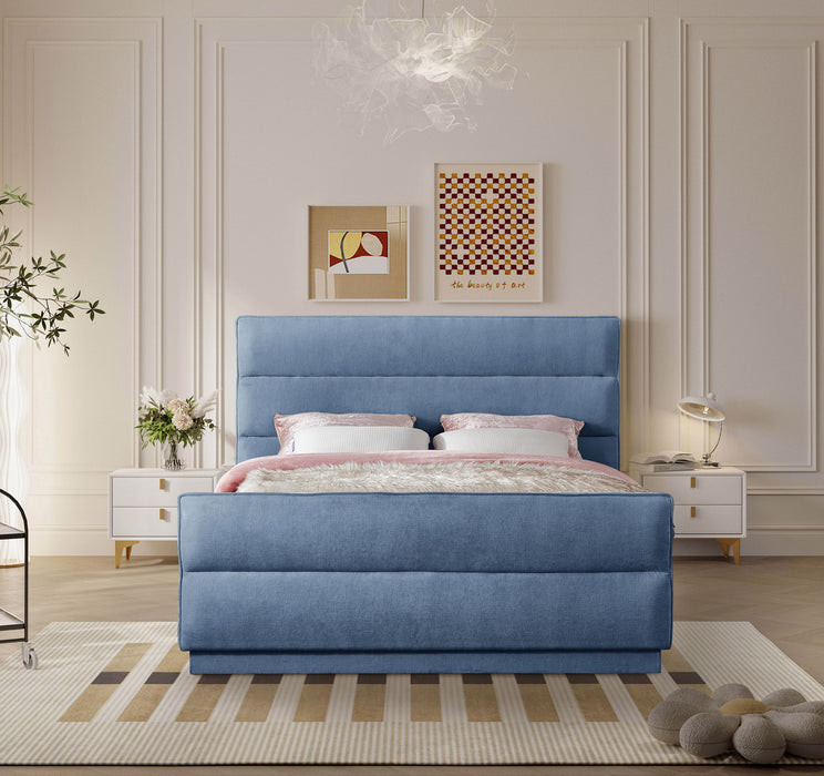 Paxton - Bed Meridian Furniture