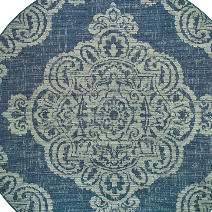 8' X 8' Round Oriental Stain Resistant Outdoor / Indoor Area Rug - Blue