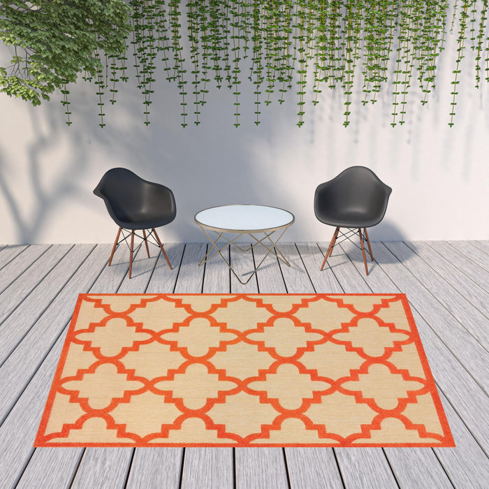 8' X 11' Geometric Stain Resistant Indoor / Outdoor Area Rug - Orange