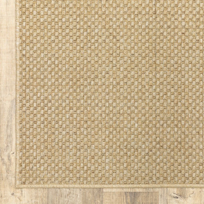 9' X 13' Indoor / Outdoor Area Rug - Beige