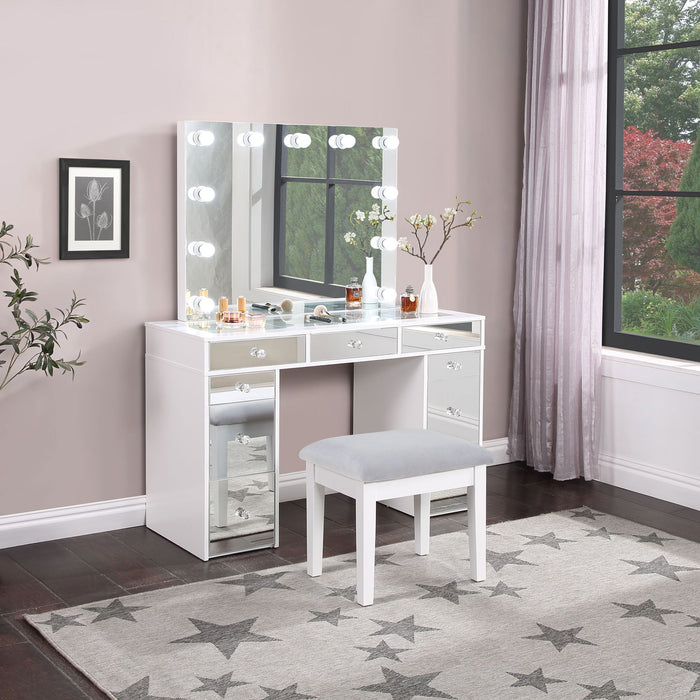 Winona - Makeup Vanity Set With Bulb Lit Mirror And Upholstered Stool - White Furniture Max