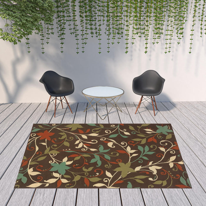 8' X 11' Floral Stain Resistant Indoor / Outdoor Area Rug - Brown