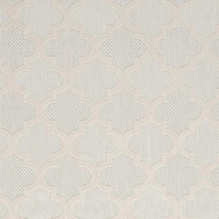 5' X 7' Ikat Indoor / Outdoor Area Rug - Ivory / White