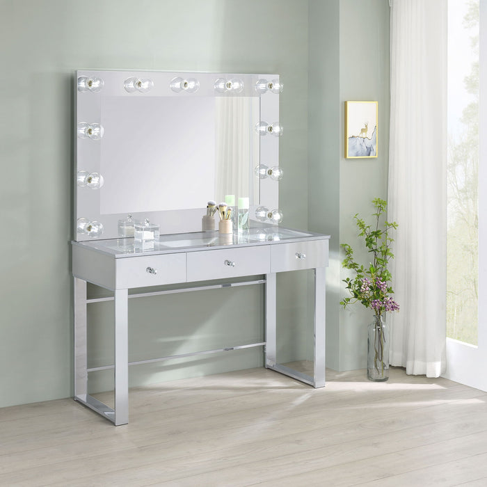 Trevor - 3 Drawer Makeup Vanity Table With Mirror - Chrome Furniture Max