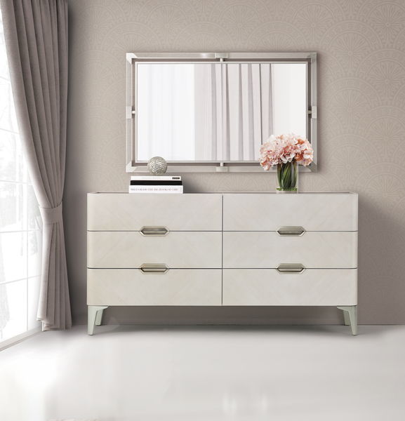 Penthouse - Dresser