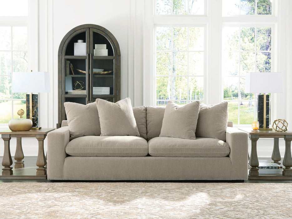 Maxton Heights - Sofa Benchcraft®