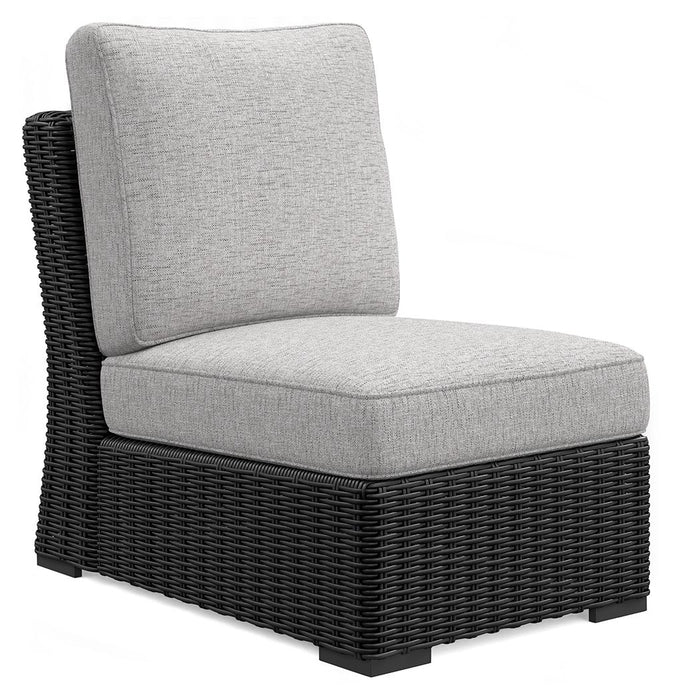 Beachcroft - 5-Piece Outdoor Sectional - Black / Light Gray Signature Design by Ashley®