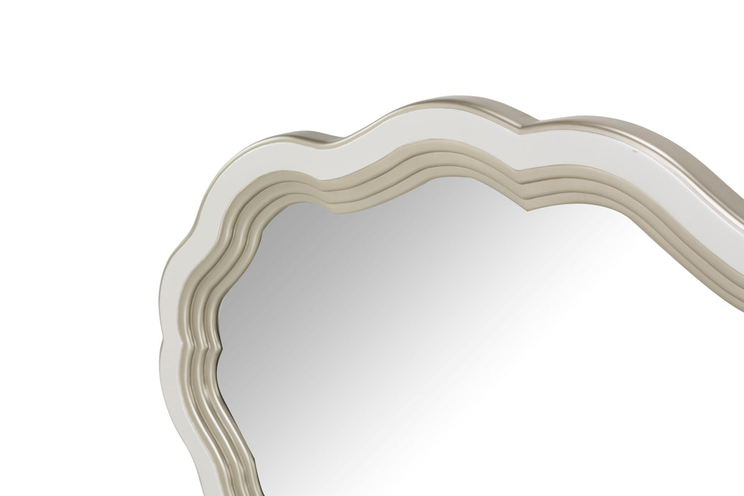 London Place - Wall Mirror - Creamy Pearl