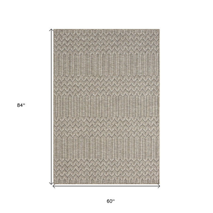 5' X 7' Chevron Handmade Indoor / Outdoor Area Rug - Gray