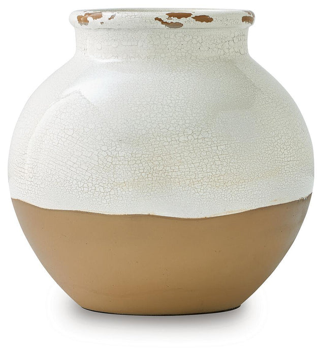 Vercott - Vase Signature Design by Ashley®