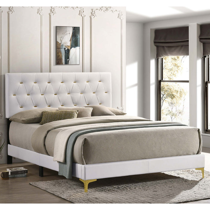 James - Panel Bed Furniture Max