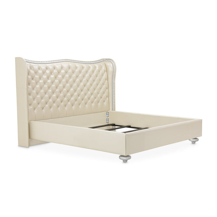 Hollywood Swank - California King Upholstered Bed - Creamy Pearl