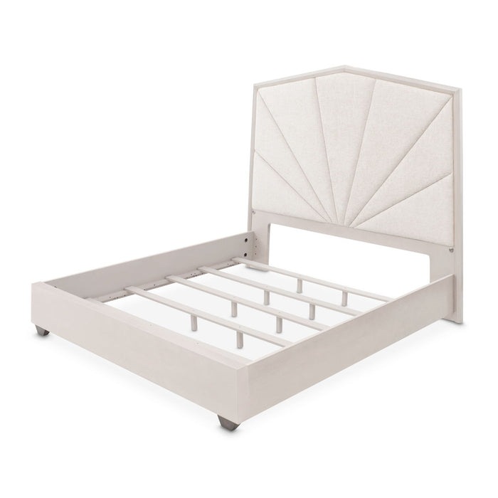 Fantosini - King Tufted Panel Bed - Silver Mist