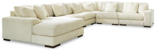 Lindyn - Sectional Signature Design by Ashley®