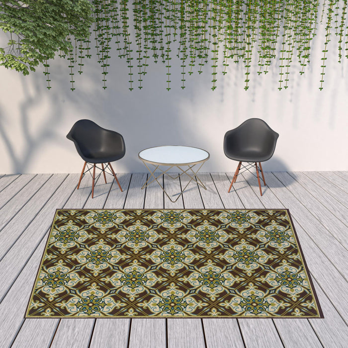 8' X 11' Floral Stain Resistant Indoor / Outdoor Area Rug - Brown / Ivory