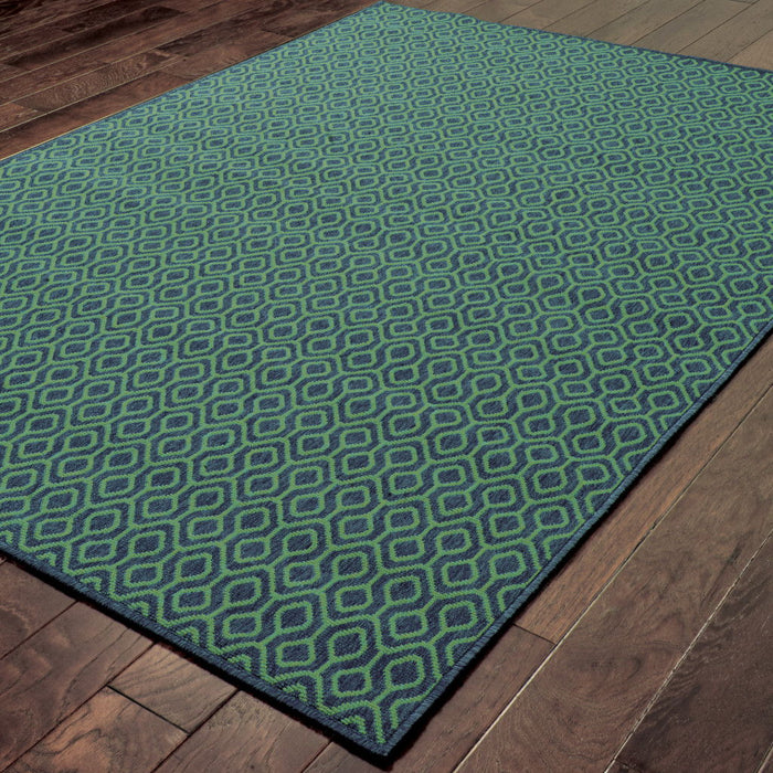 9' X 13' Geometric Stain Resistant Indoor / Outdoor Area Rug - Blue / Green