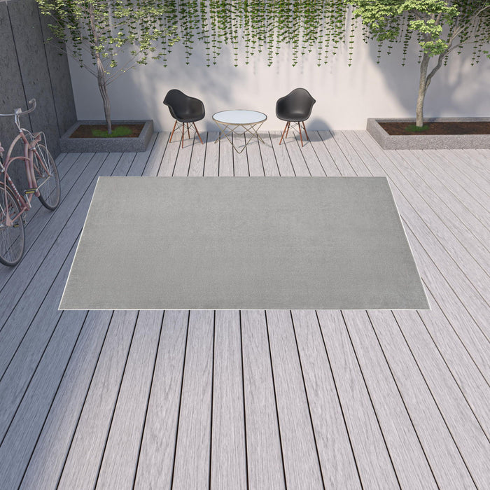 10' X 14' Non Skid Indoor / Outdoor Area Rug - Silver Gray