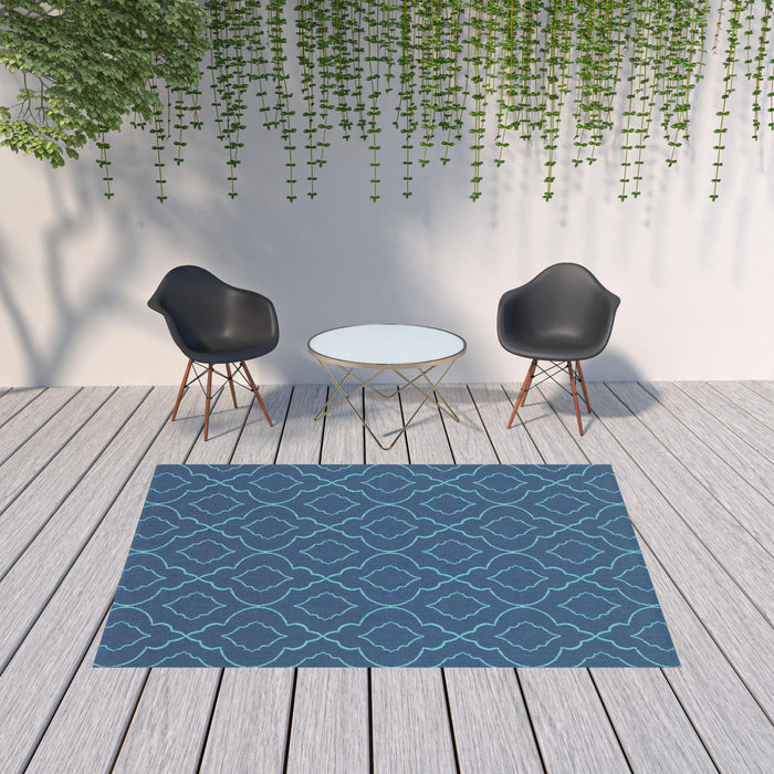 7' X 10' Geometric Stain Resistant Outdoor / Indoor Area Rug - Blue