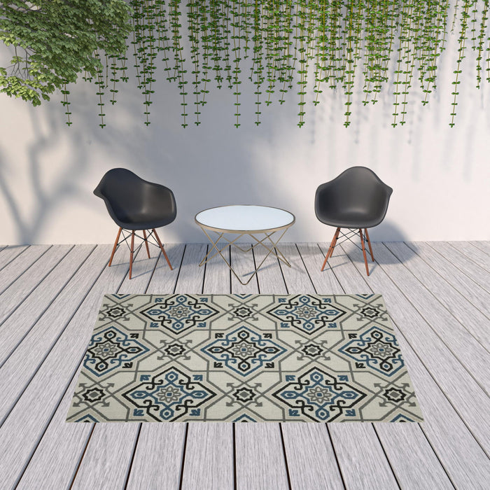 7' X 9' Oriental Stain Resistant Outdoor / Indoor Area Rug - Blue / Beige