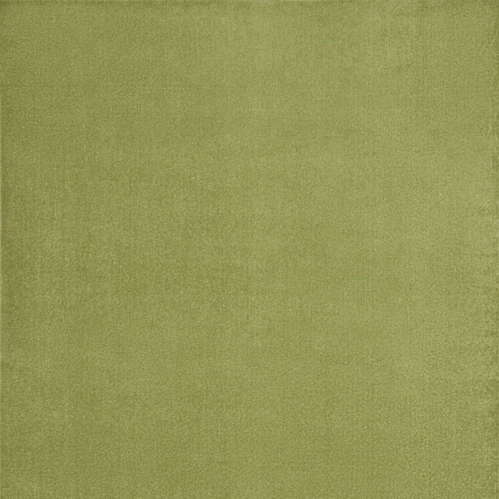 7' X 10' Non Skid Indoor / Outdoor Area Rug - Green