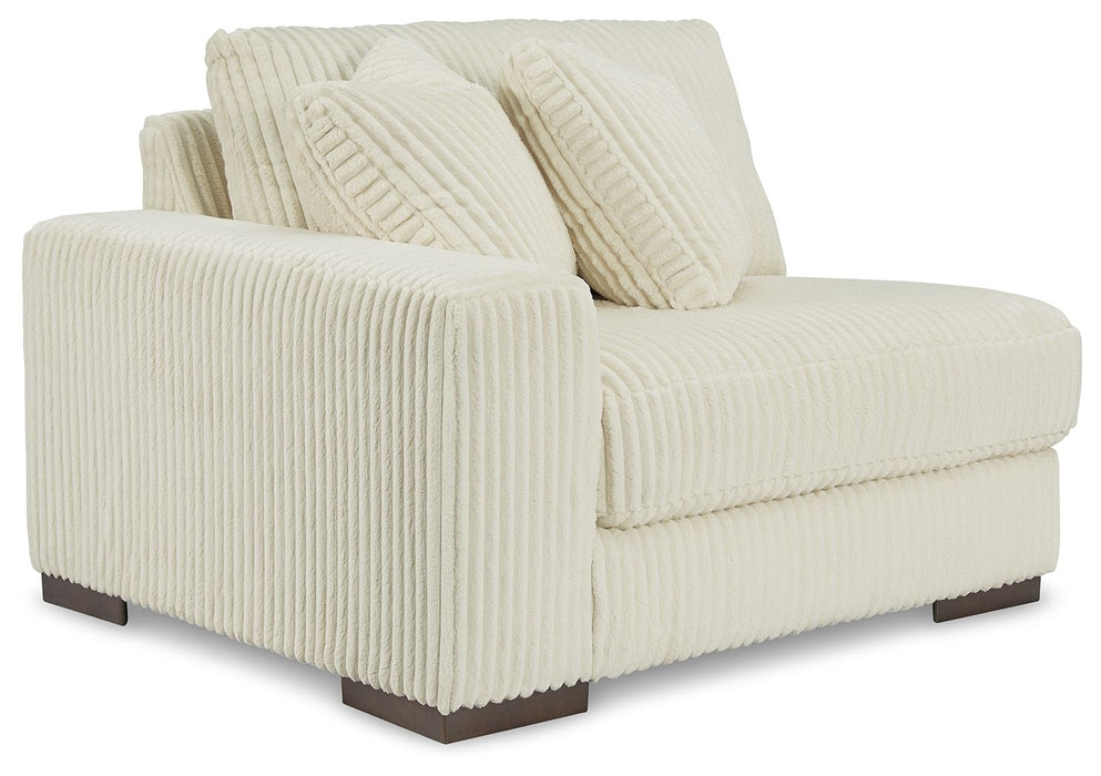 Lindyn - 4 Piece Sectional Signature Design by Ashley®