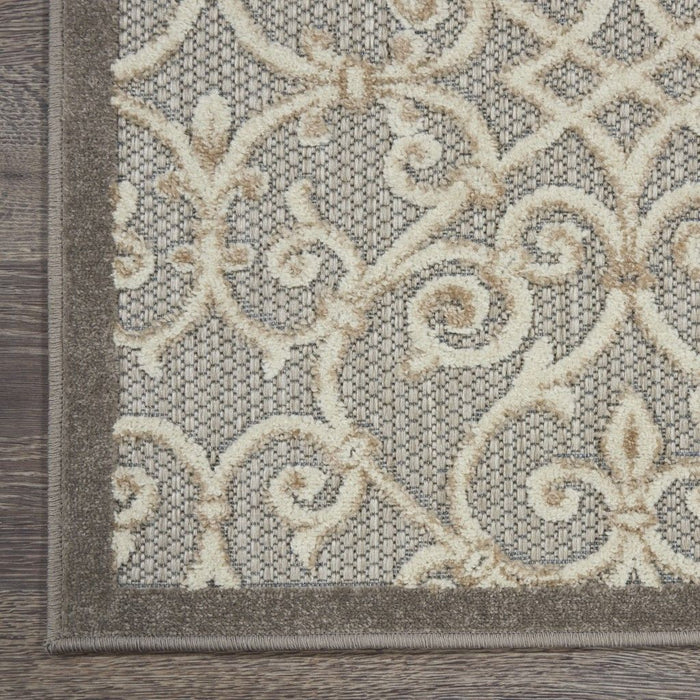 8' X 11' Floral Indoor / Outdoor Area Rug - Gray / Ivory