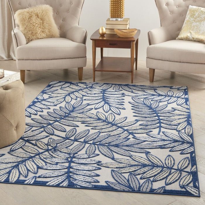 5' X 8' Floral Outdoor / Indoor Area Rug - Ivory / Blue