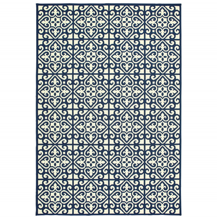 4' X 6' Geometric Stain Resistant Indoor / Outdoor Area Rug - Ivory / Blue