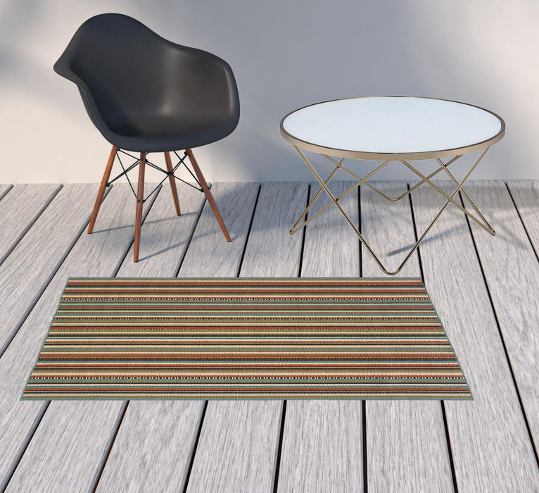 2' X 4' Outdoor / Indoor Area Rug - Green